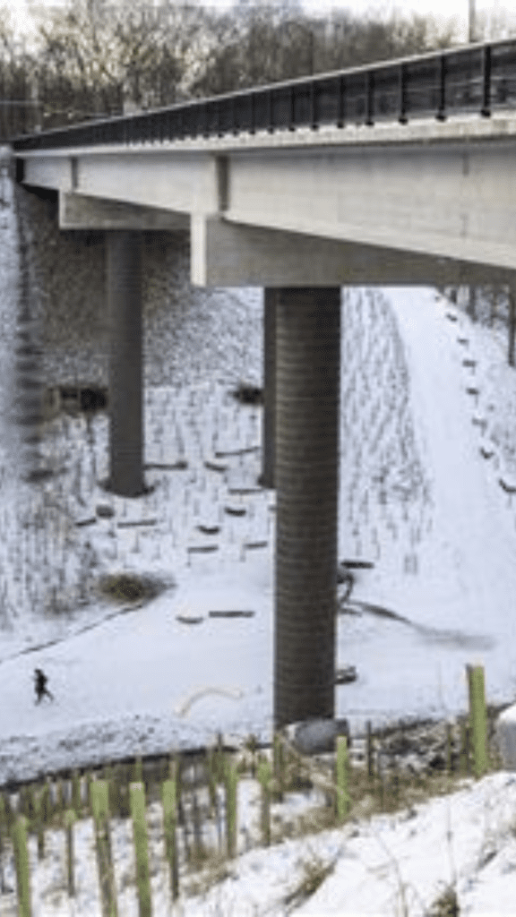 Forbes Avenue Bridge over 9 Mile Run and Fern Hollow Creek