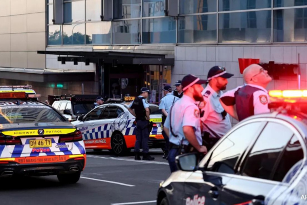 Sydney Shopping Center Massacre Leaves Six Dead and Many Injured