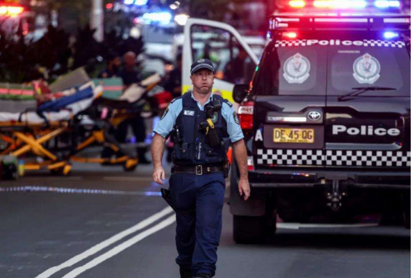 Sydney Shopping Center Massacre Leaves Six Dead and Many Injured